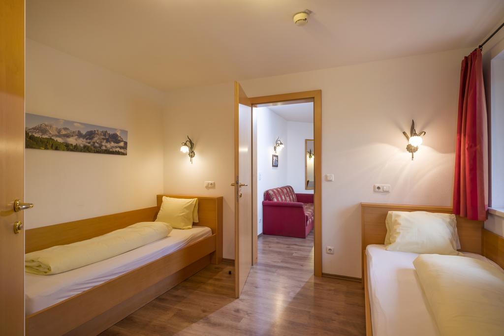 Chalet Alpina Sankt Johann in Tirol Buitenkant foto